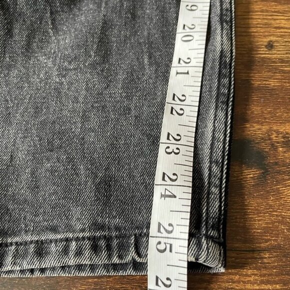 Abercrombie & Fitch Curve Love High Rise Mom Jean size 27 Short black - Picture 11 of 13